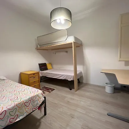 شقة Gran Piso Centro Rambla 5 *